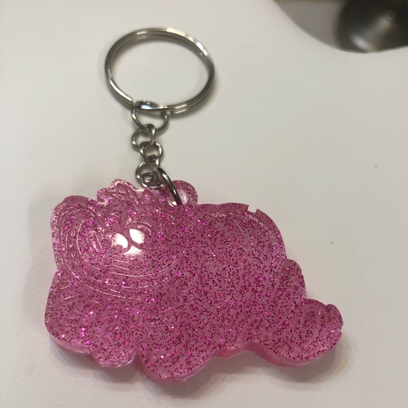 Accessories - 🆕 Handmade Cheshire Cat glow in the dark Keychain